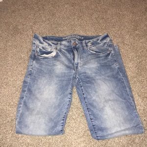 American Eagle medium acid wash skinny jeans